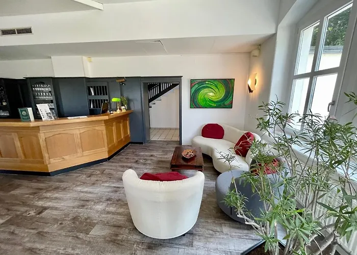 Waldhaus Szálloda 3*